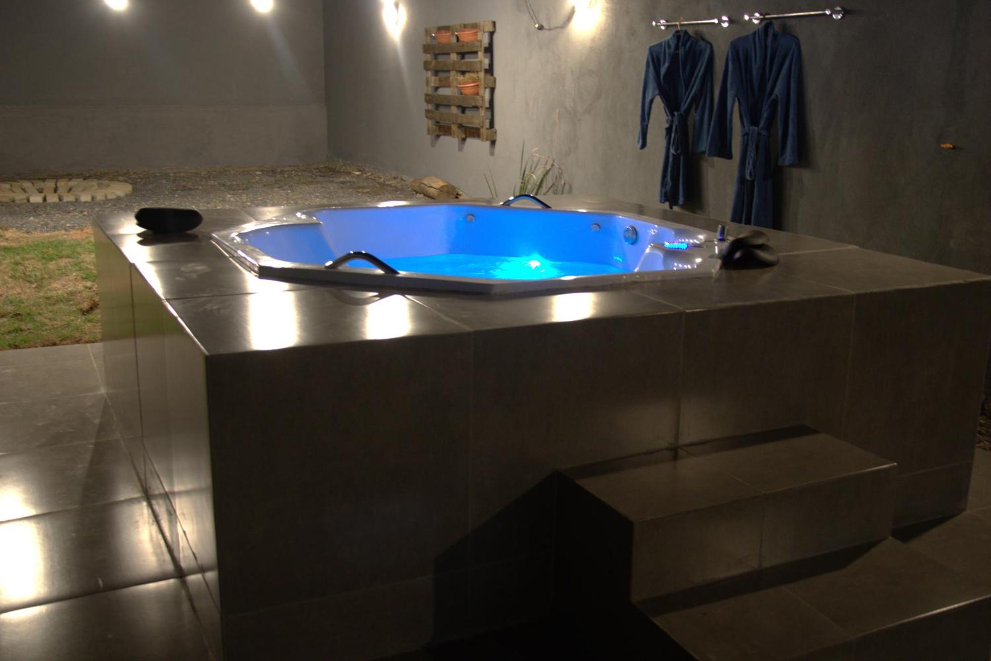 Casa Com Spa De Hidro Com Aquecedor A 700 Mts Do Centro Chapada dos Guimarães Eksteriør bilde